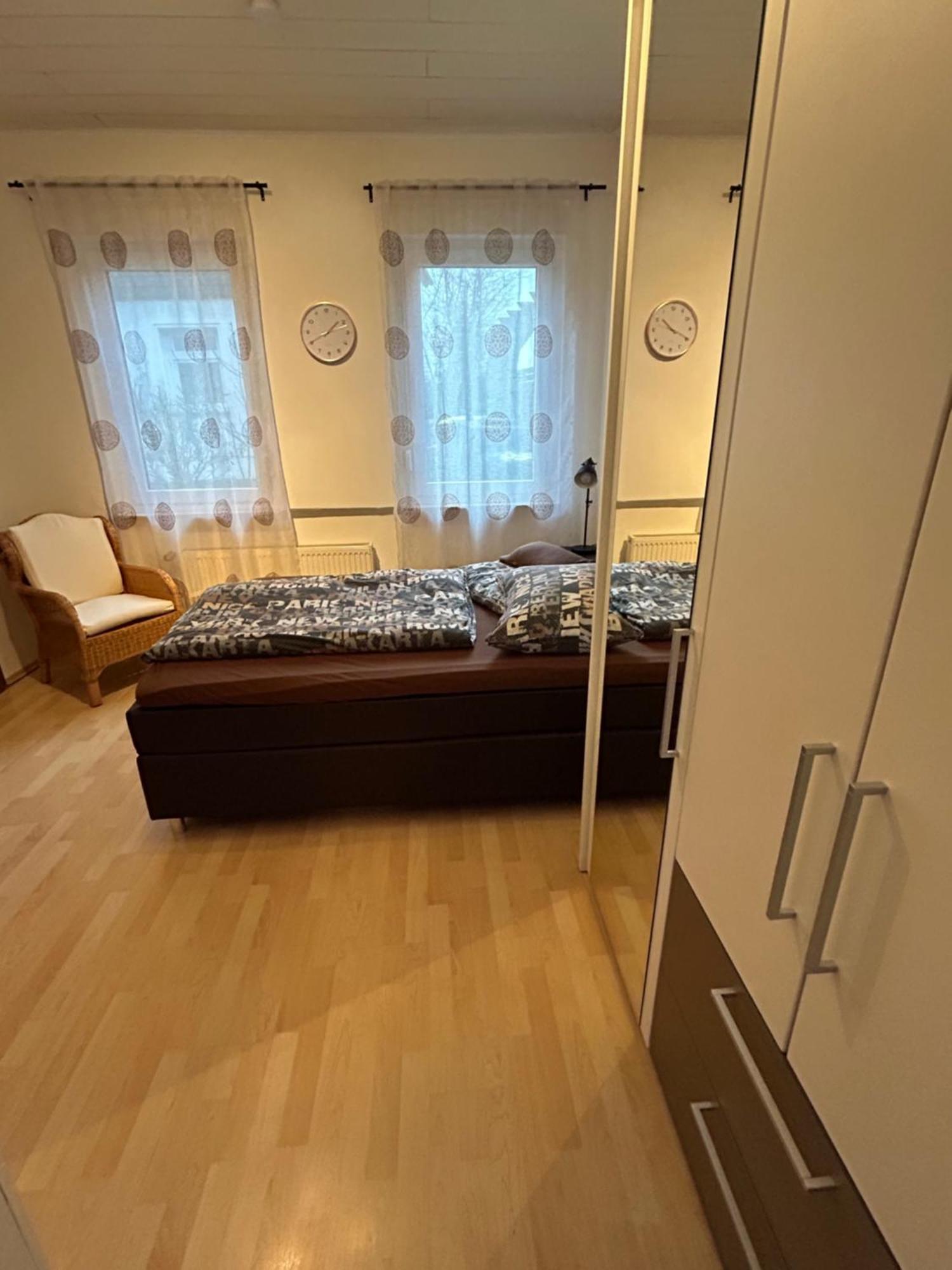 Privatzimmer Haus Gruenewald Solingen Buitenkant foto
